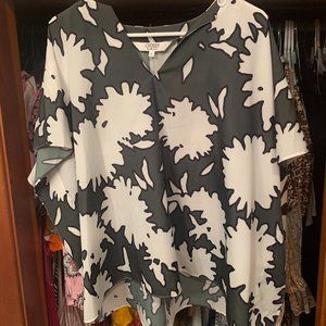 Crosby by Mollie Burch - Green and White Tunic